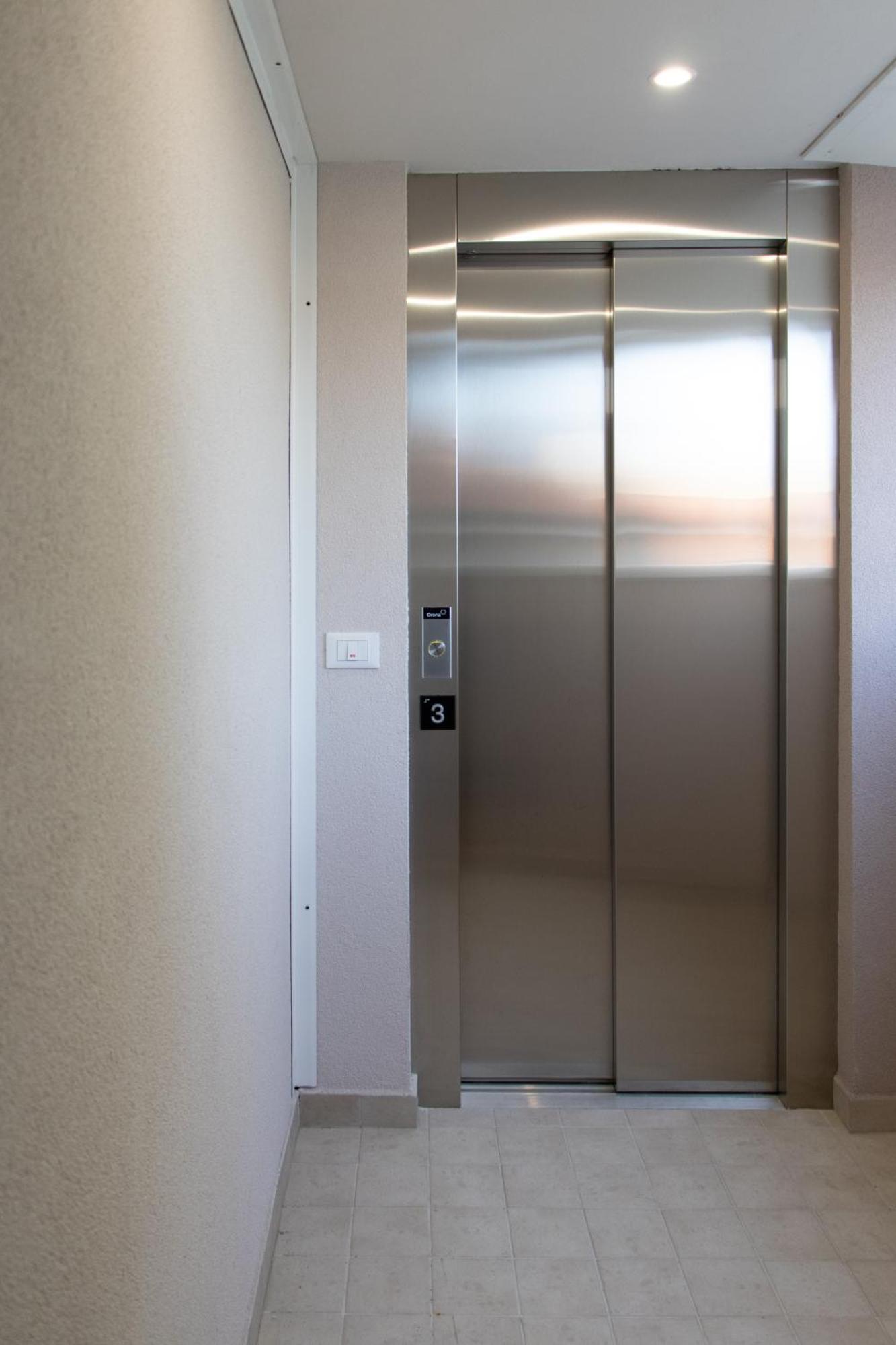 Suite Home Da Pietro, Centrale E Vicino Al Mare San Benedetto del Tronto Ngoại thất bức ảnh