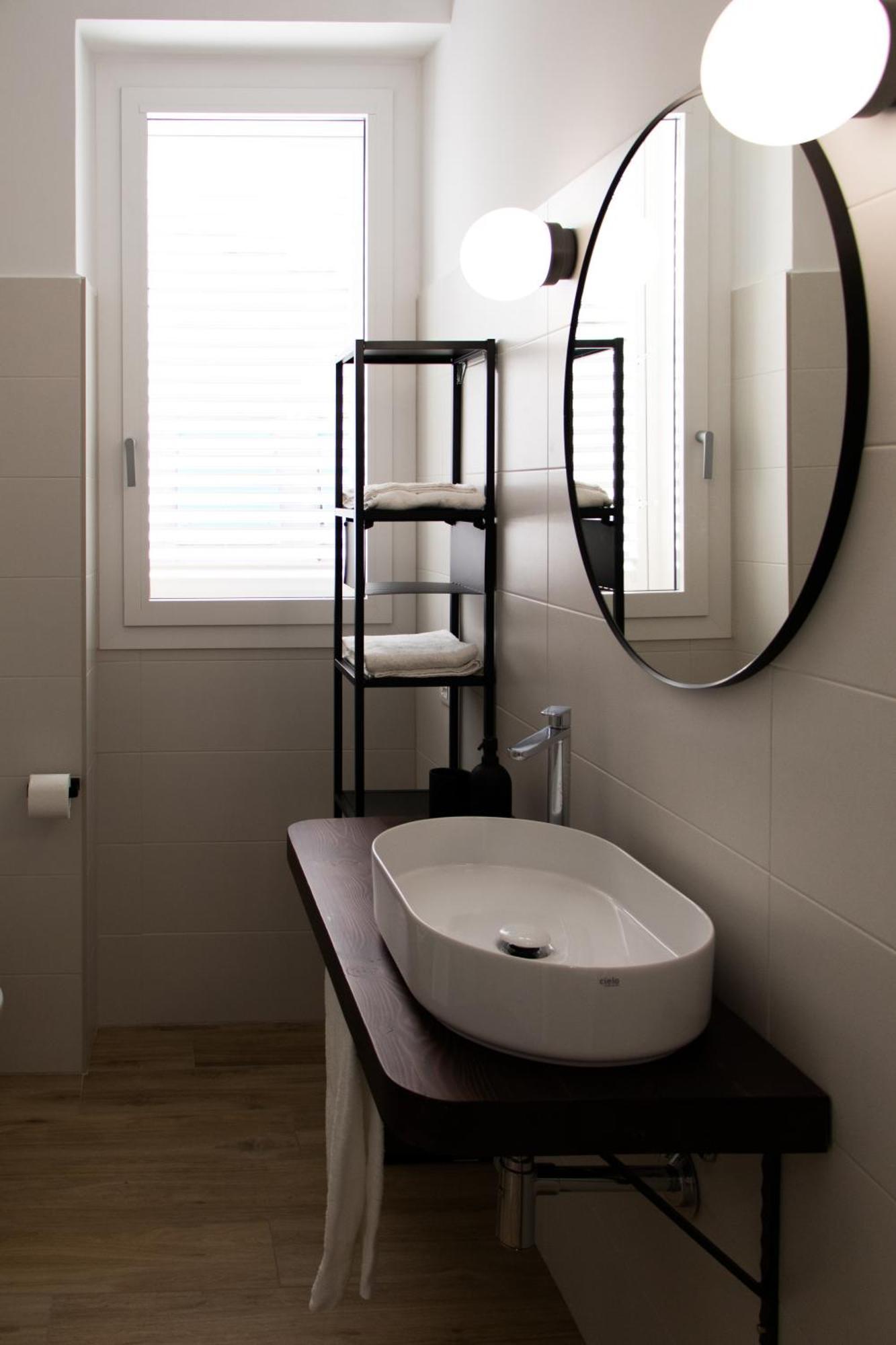 Suite Home Da Pietro, Centrale E Vicino Al Mare San Benedetto del Tronto Ngoại thất bức ảnh